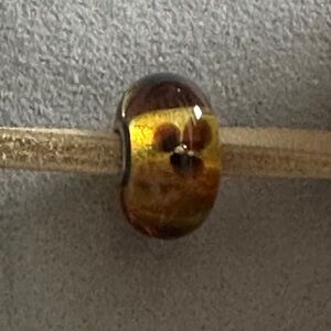 Trollbeads Translucent Flower Glass Bead